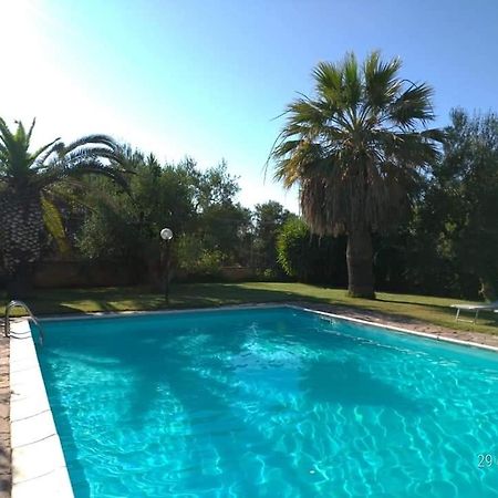 La Ginestra Bed & Breakfast Trani Bagian luar foto