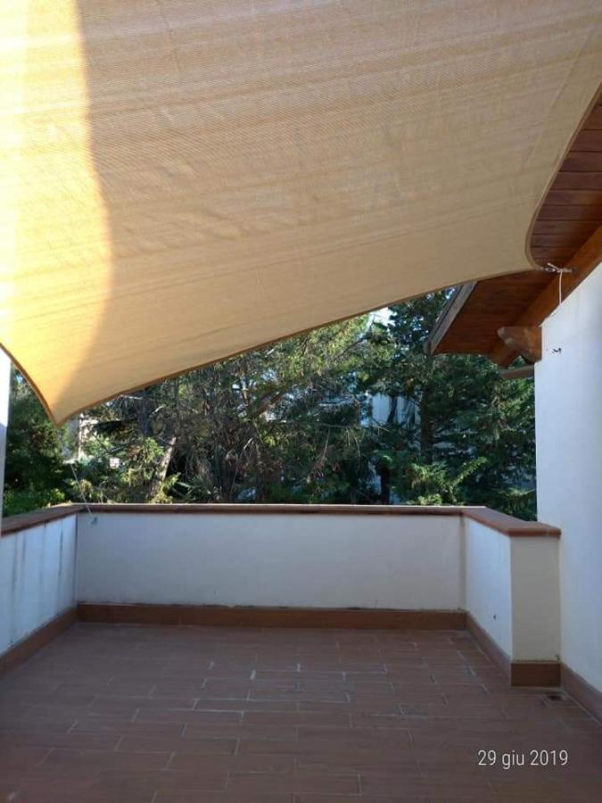 La Ginestra Bed & Breakfast Trani Bagian luar foto